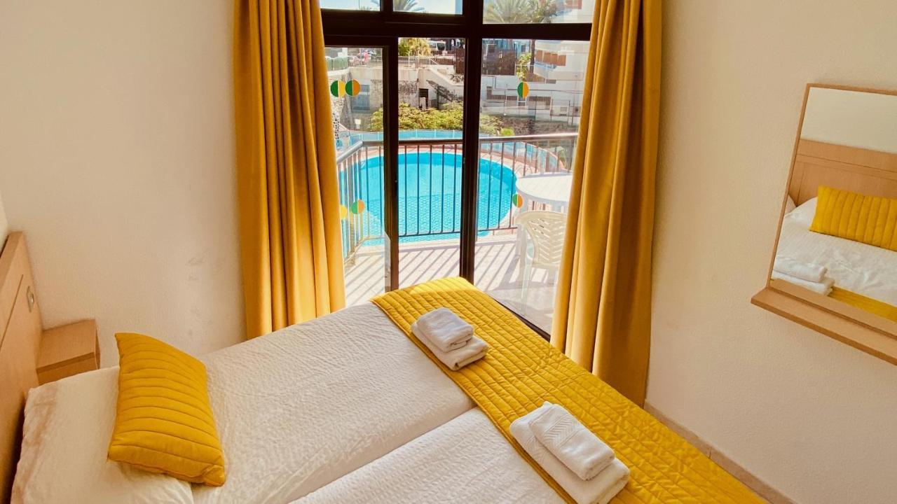 Sunny Apartment Near The Beach プラヤ・デル・イングレス エクステリア 写真