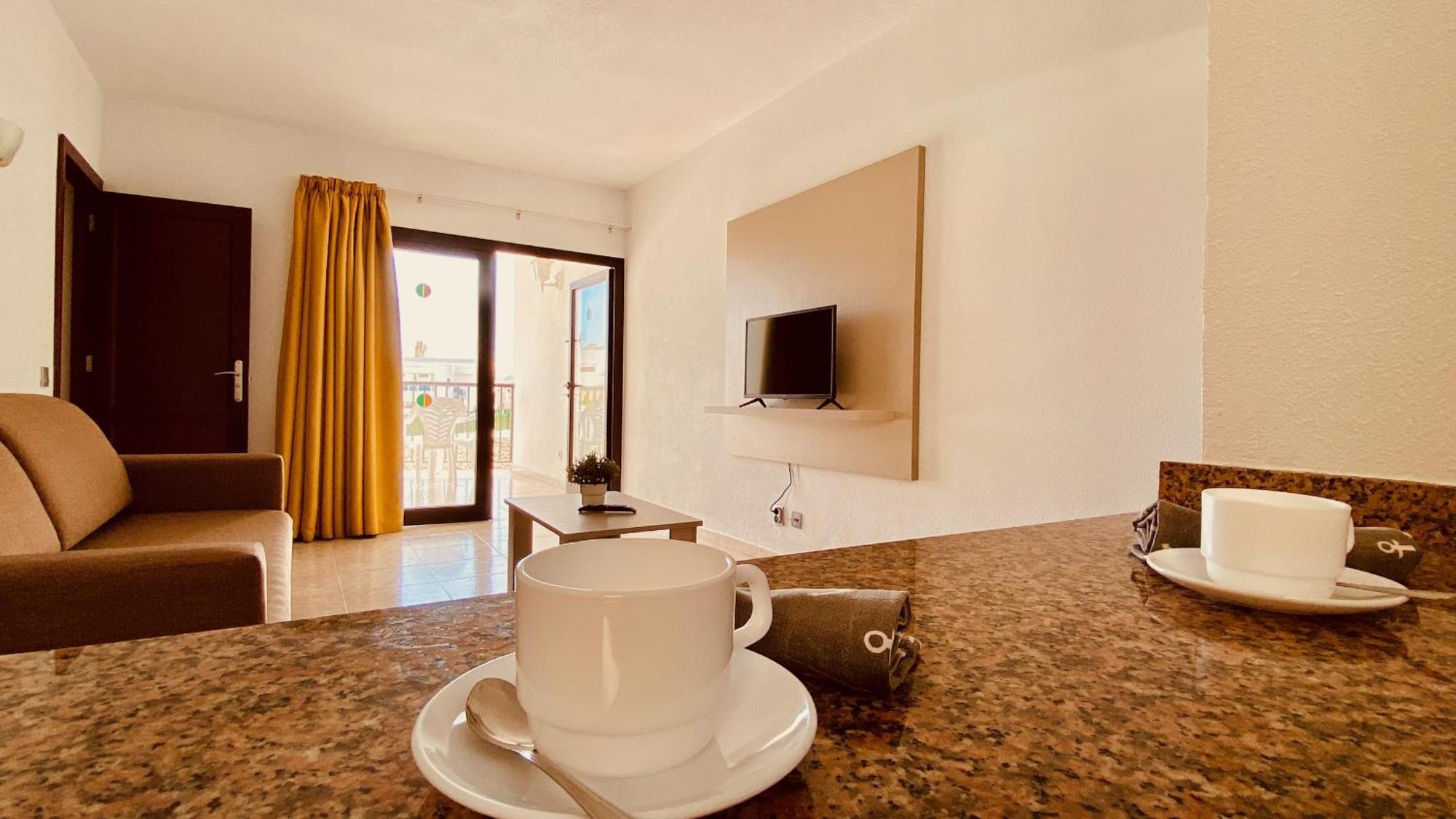 Sunny Apartment Near The Beach プラヤ・デル・イングレス エクステリア 写真